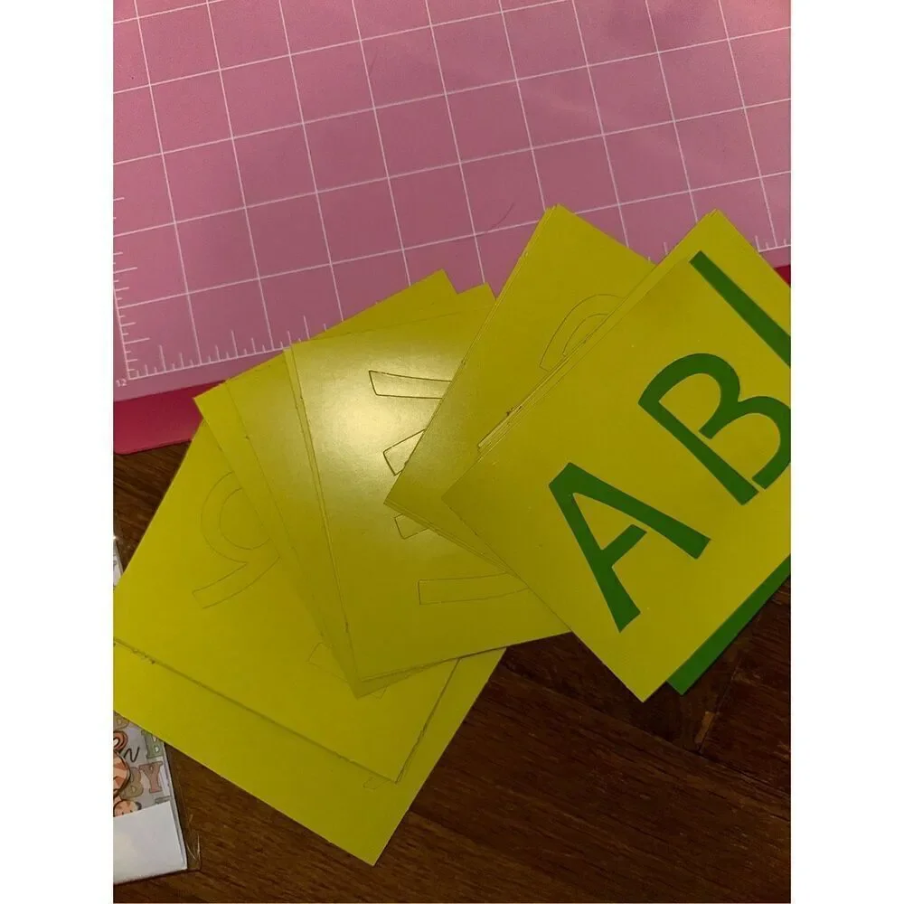 Scrapbook supplies cricket standard grip adhesive mat NEW